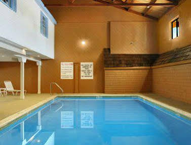מלון Ramada By Wyndham קיטרי מראה חיצוני תמונה